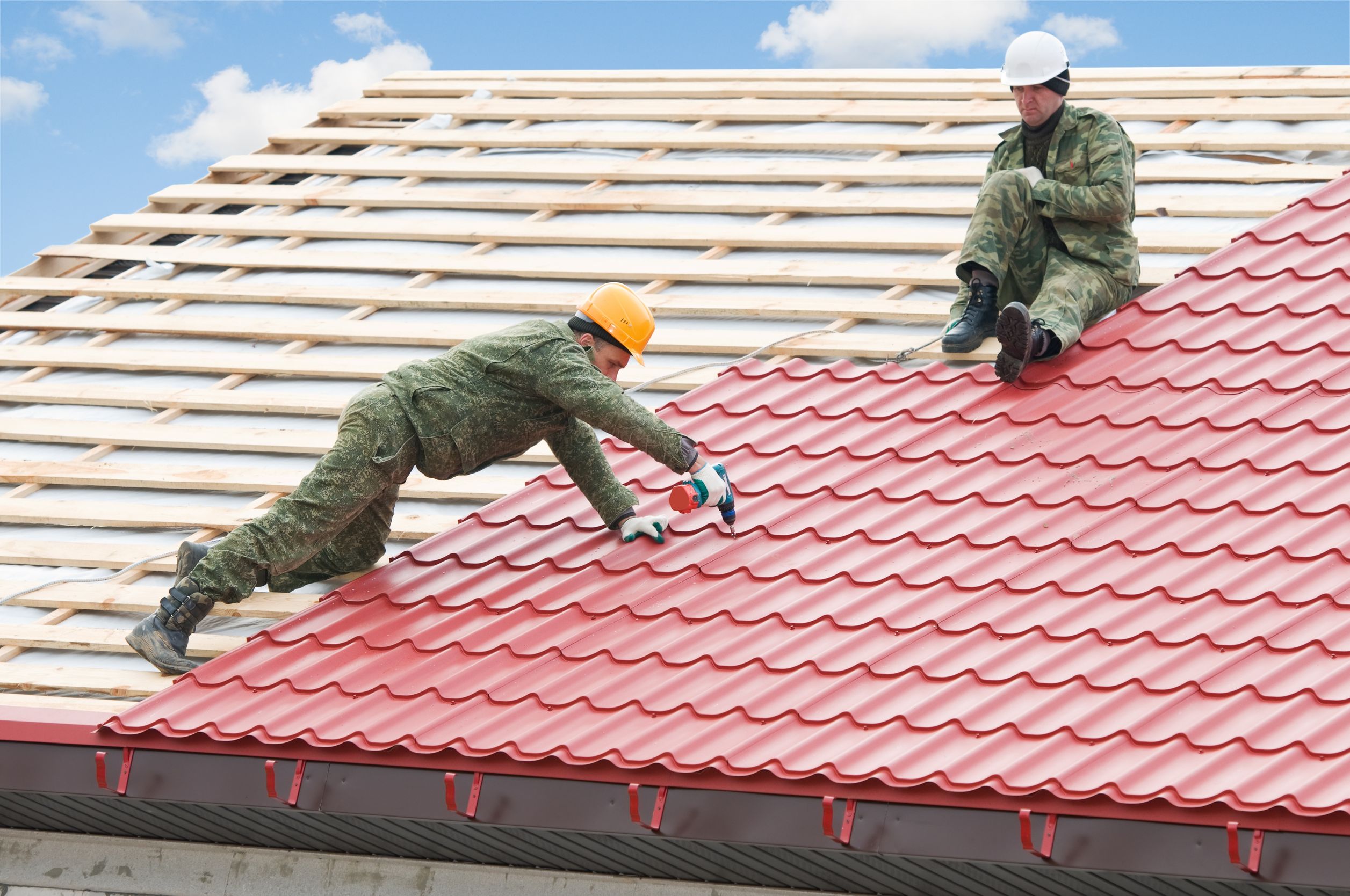 Searching for Roofing Contractors in Mississauga? Go with Experience!