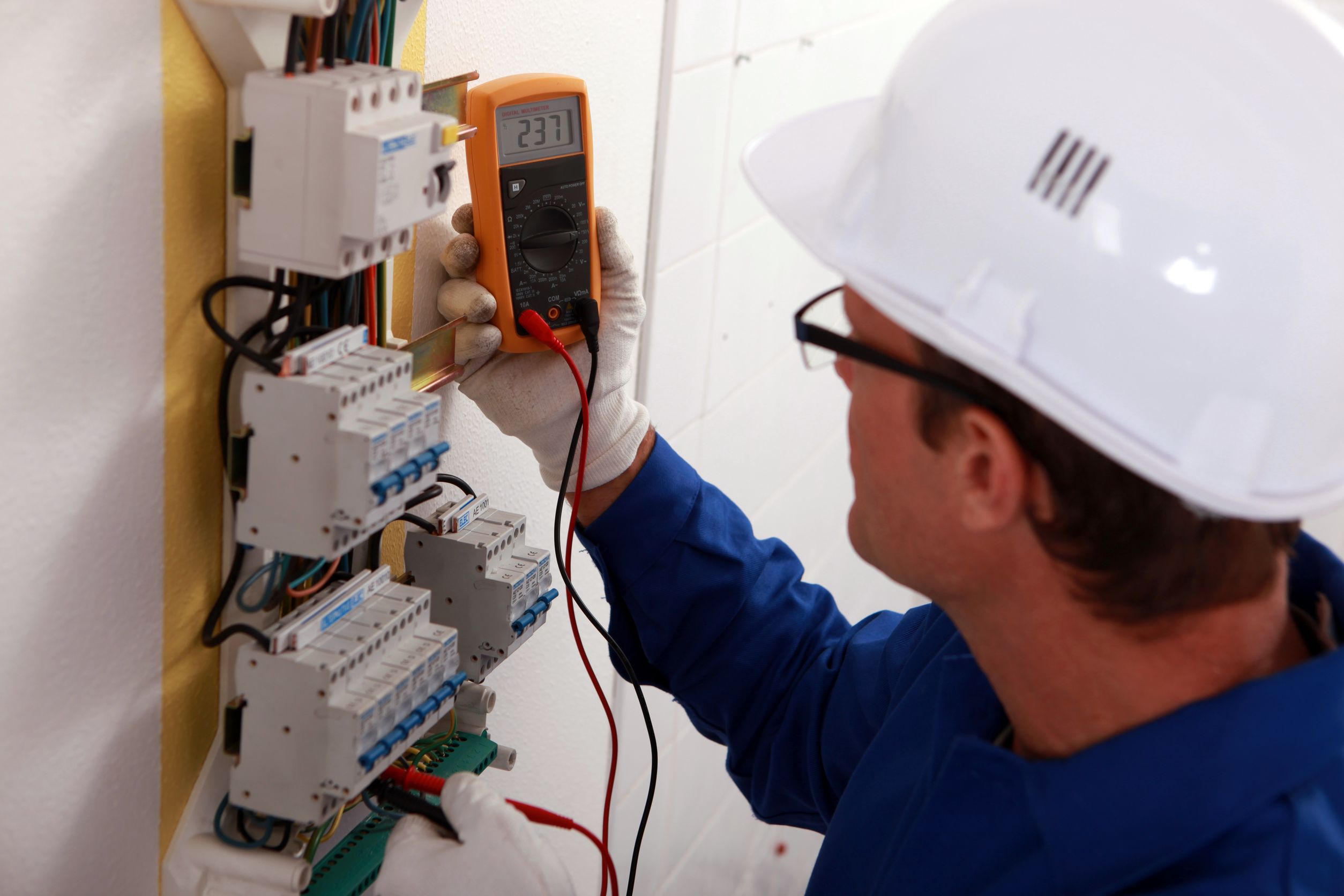 Finding the Best Emergency Electrical Services in Pembroke Pines FL