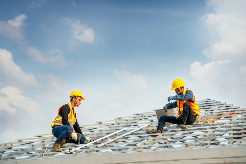 Important Signs a Commercial Roof Needs Replacement