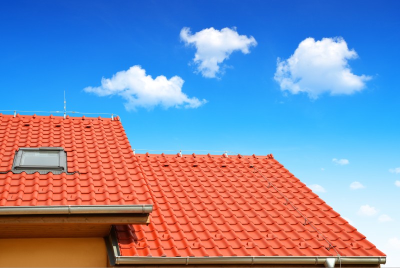 Common Signs Your Home Needs Roofing Repair Scottsdale AZ Residents Should Know