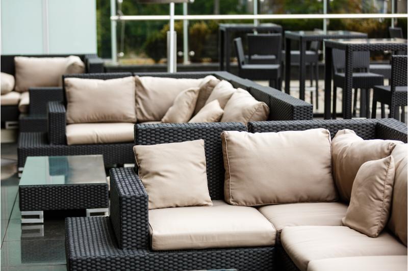 Simple Ways Families Can Rent Furniture in San Francisco Apartments Effortlessly